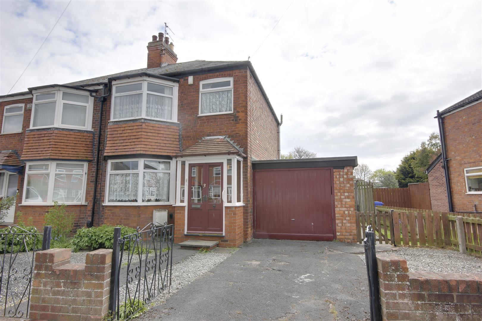 Matthew Limb Property for sale in West Hull